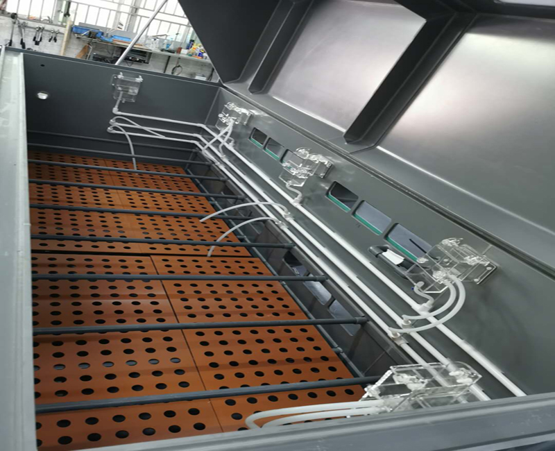 軍標(biāo)鹽霧箱