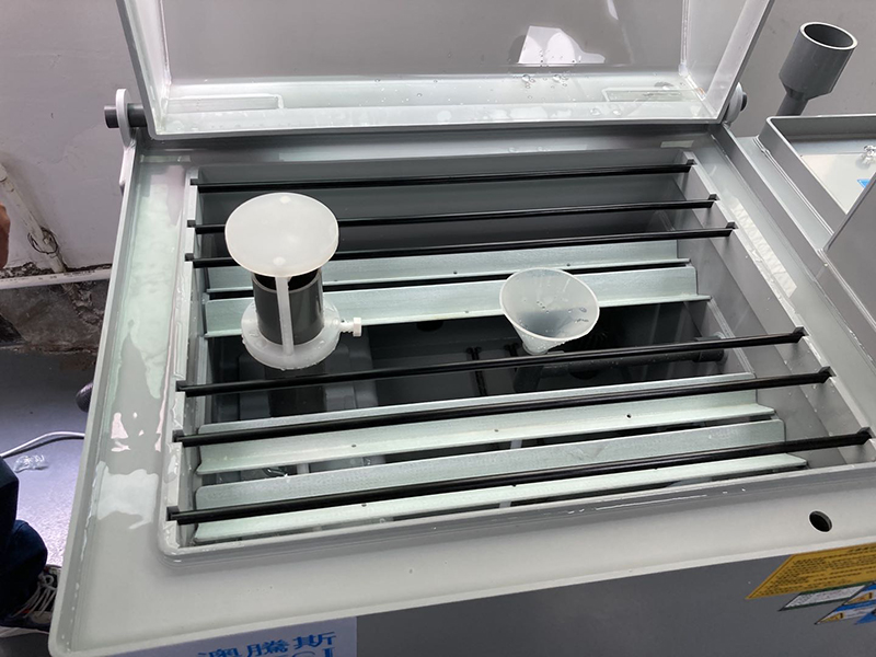 鹽霧試驗箱 鹽霧試驗箱